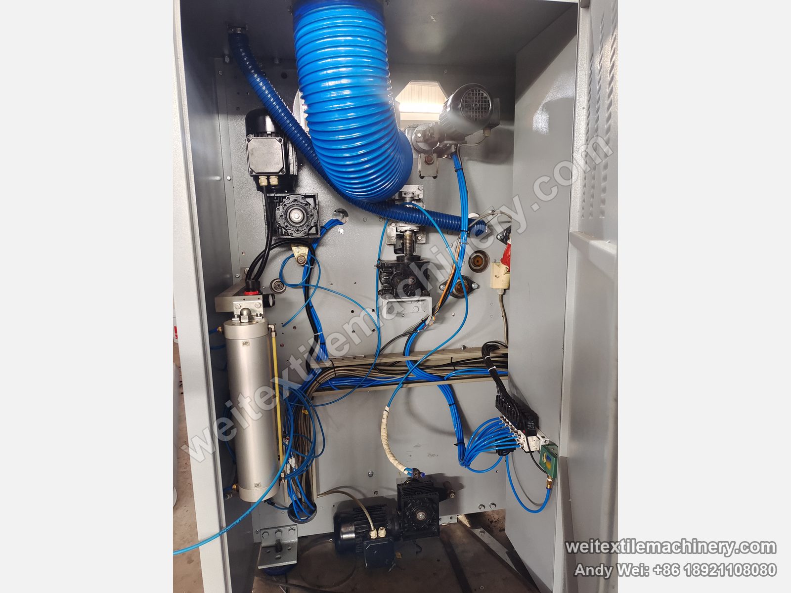 Used M-Tec shearing machine, other drive compartment with geared motors, cylinder and pneumatic valves
