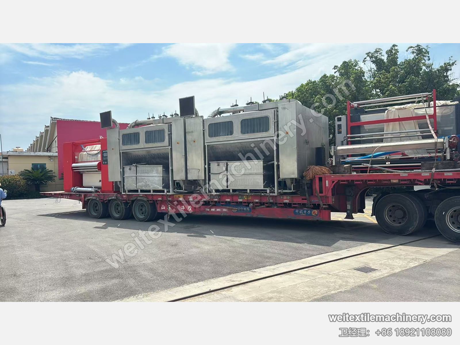 二手 Biancalani IDRA 绳状洗缩联合机装车运输另一侧视角，两台机身与顶部排风管