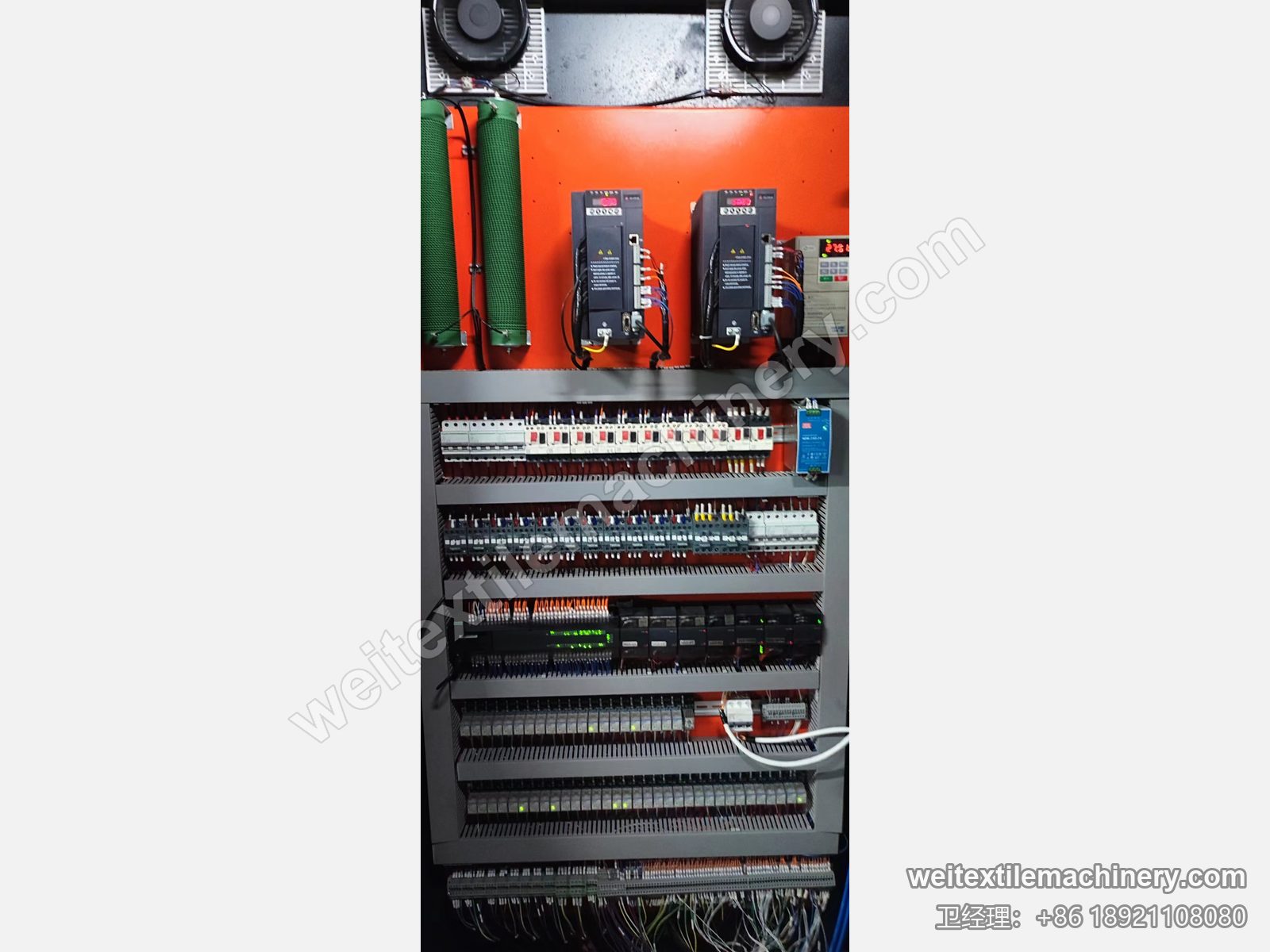 二手 TMT PF 2000 NEW 1293 罐蒸机电控柜，两台驱动器、制动电阻、断路器排与 PLC