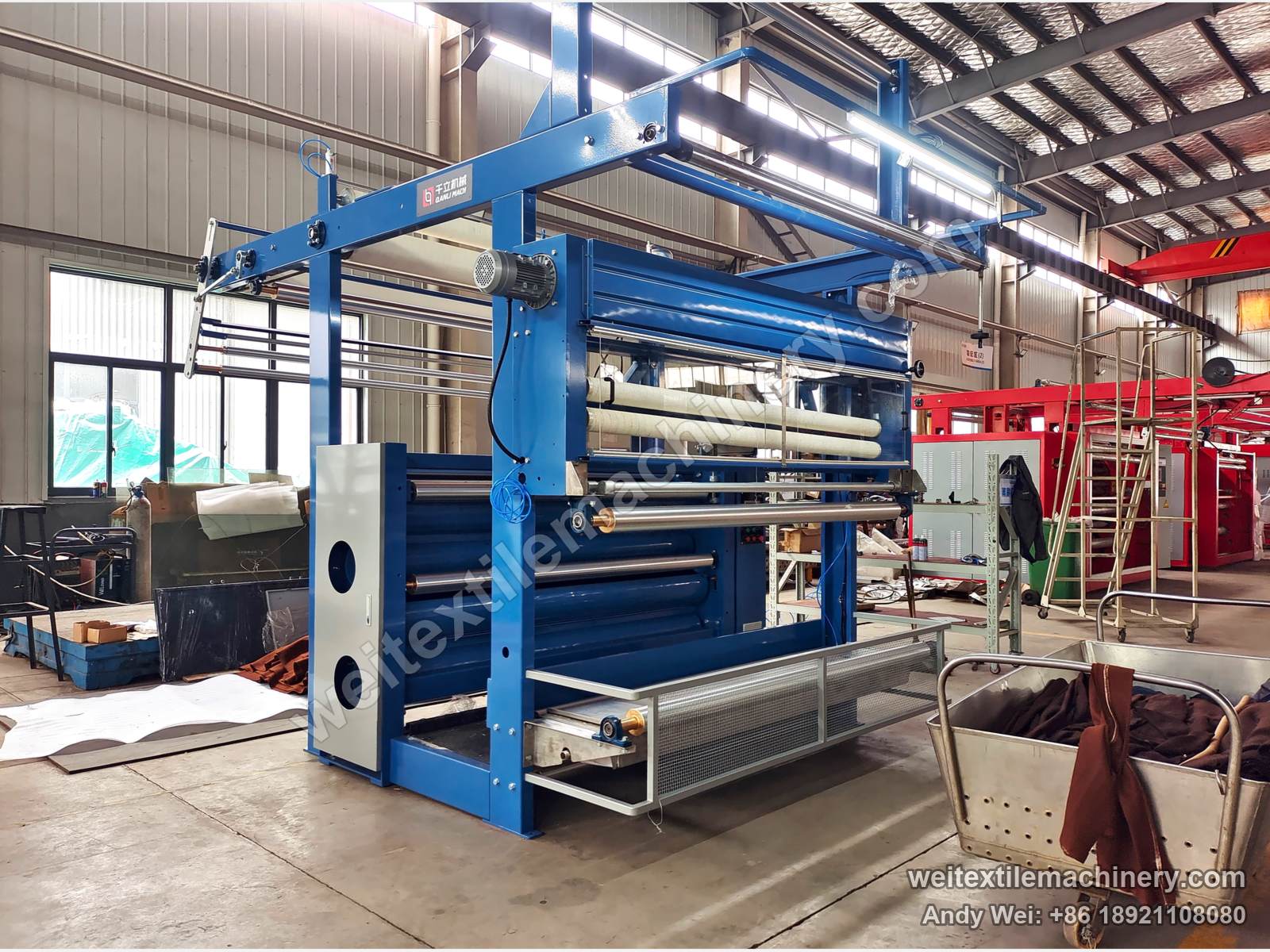 QL WPF-SM Vertical Brushing Machine, full view, with steam box